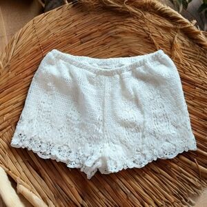 Francesca's White Crochet Lace Fully Lined Beachy Boho Shorts Size S